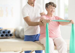 Физиотерапевтски третман при мозочен удар